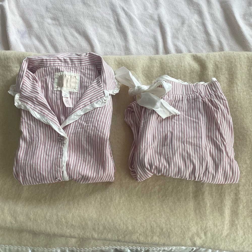vintage deadstock cotton and silk victoria’s secret pj set
